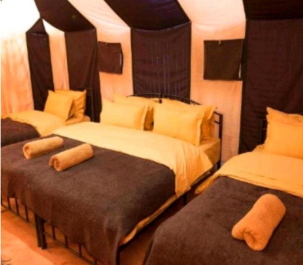 Hotel Sahara Traveling Camp à Merzouga Extérieur photo