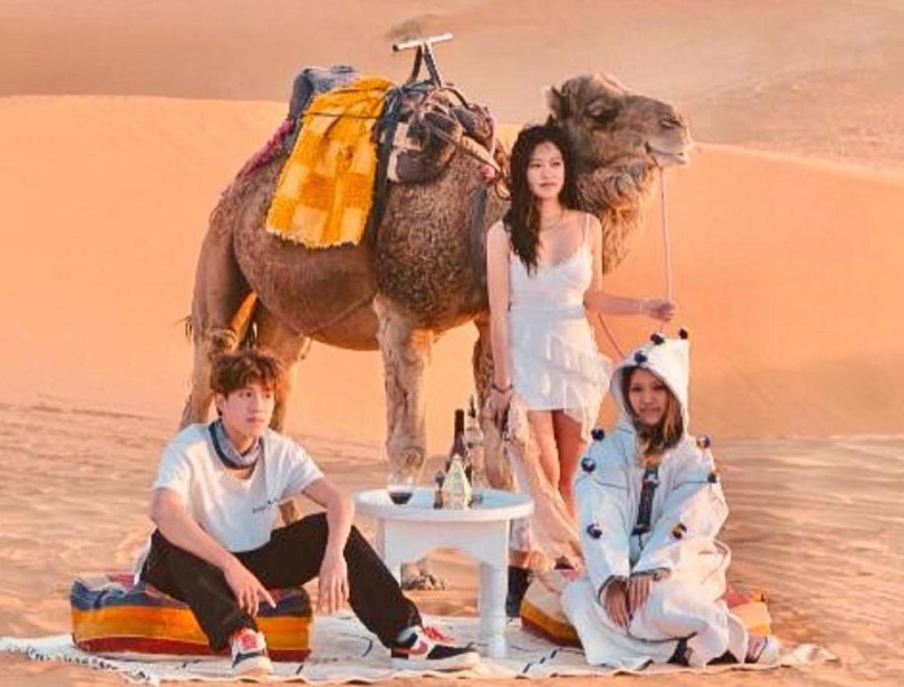 Hotel Sahara Traveling Camp à Merzouga Extérieur photo
