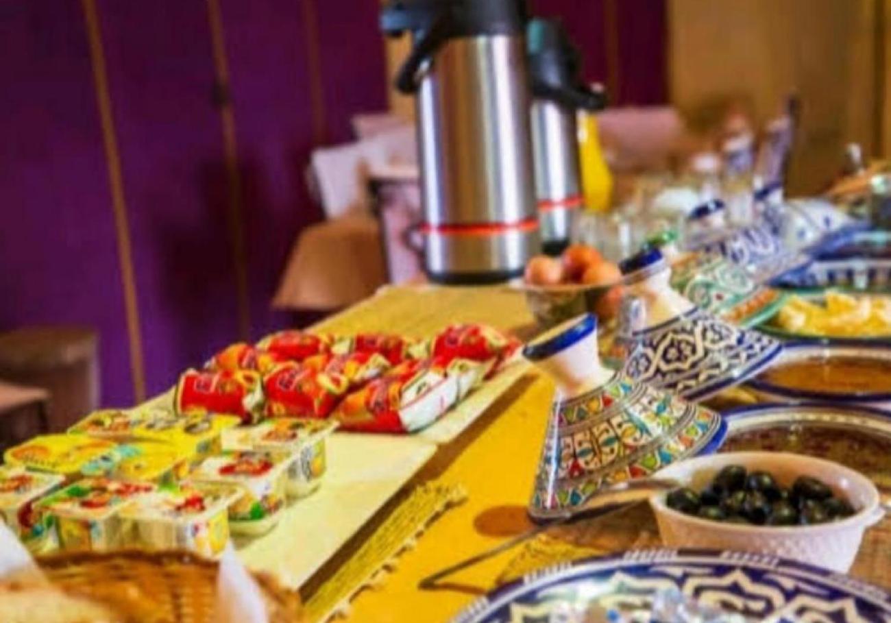 Hotel Sahara Traveling Camp à Merzouga Extérieur photo