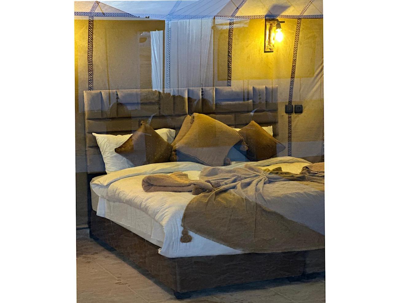 Hotel Sahara Traveling Camp à Merzouga Extérieur photo
